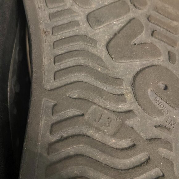 Native Jefferson - Jiffy Black - Size 3Y - Picture 7 of 7